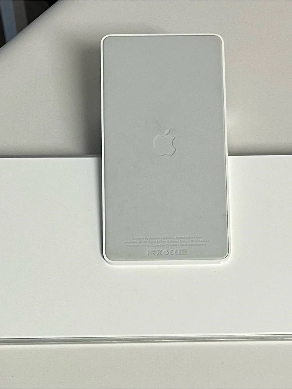 Apple keyboard dock A1359 - iPad/phone